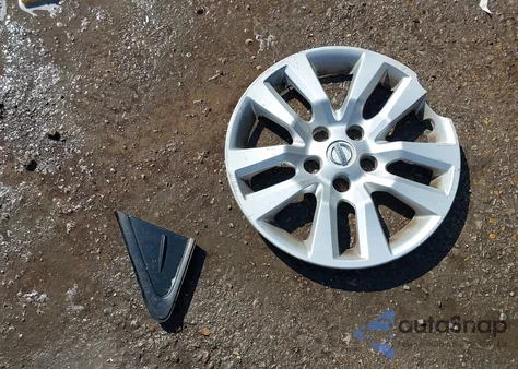 2020 Toyota Corolla Le z USA, uszkodzony, nr VIN JTDEPRAE8LJ019023